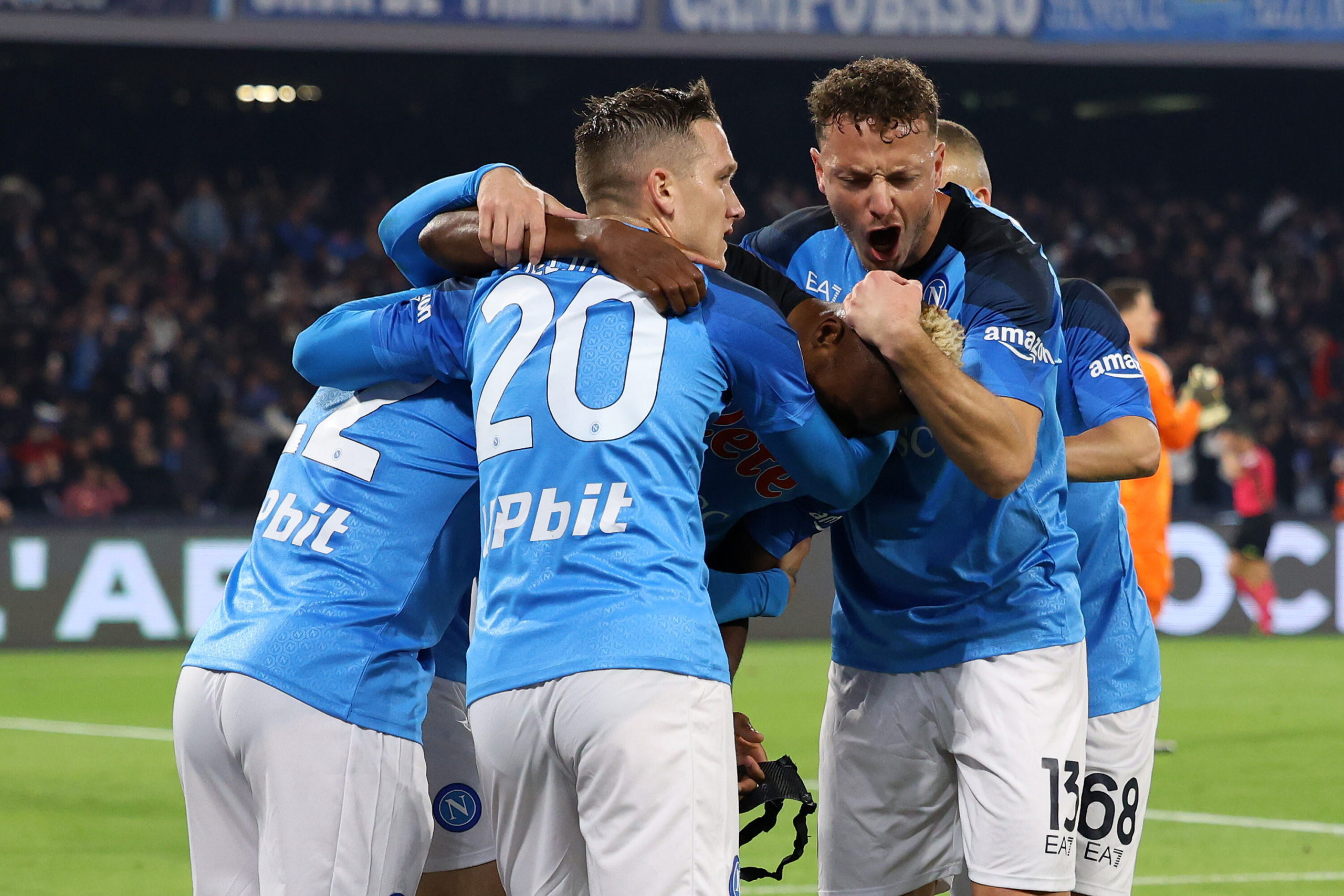 E’ l’anno del Napoli, asfaltata la Juve: 5-1