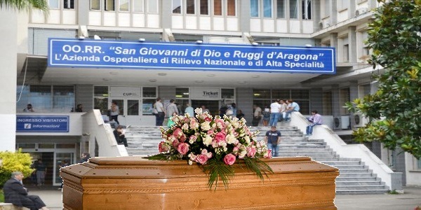 Salerno, sanità: basta morti al Ruggi