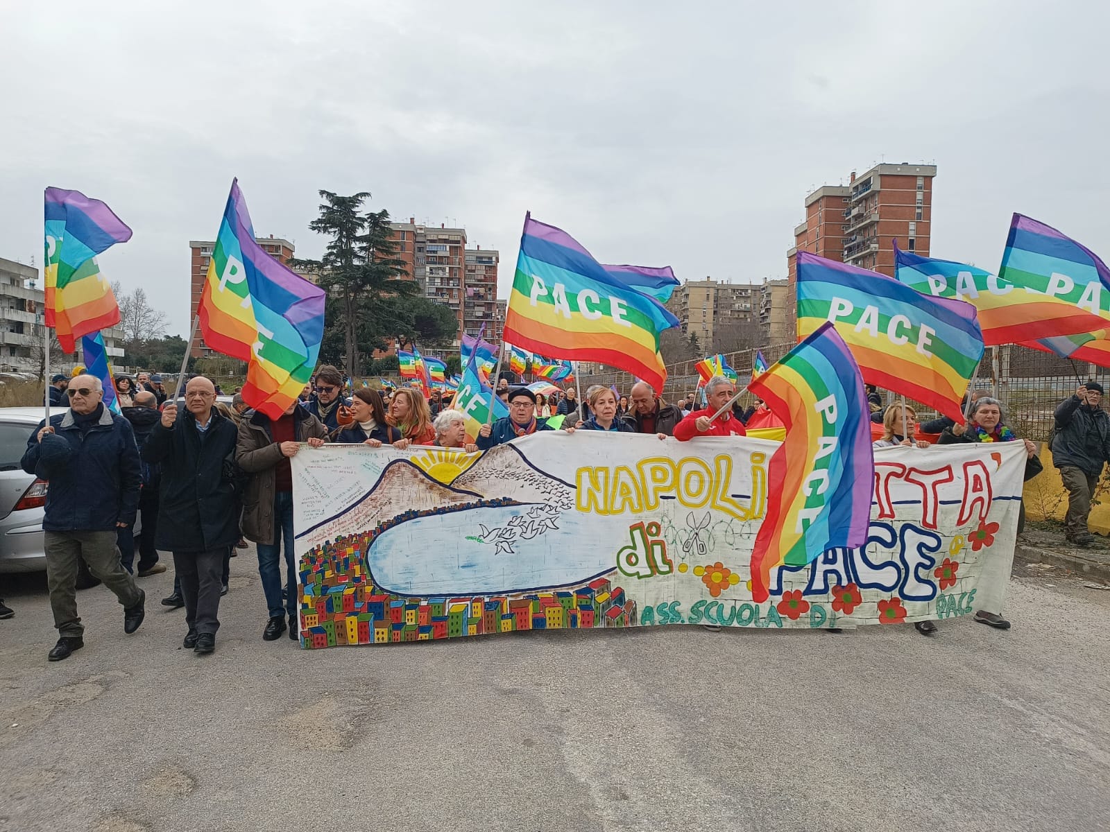 Napoli, corteo a Scampia per urlare “pace e disarmo”