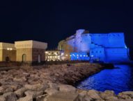 Napoli verso lo scudetto, luce azzurra illumina i monumenti