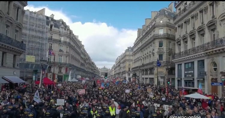 Francia: un milione e mezzo nelle piazze, 280 manifestazioni: a Parigi assaltata la sede di Louis Vuitton