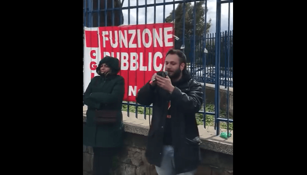 Napoli, presidio davanti all’Ospedale San Giovanni Bosco: “riaprite il Pronto Soccorso”