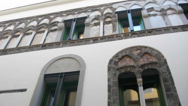 Salerno, Palazzo Fruscione come un music club