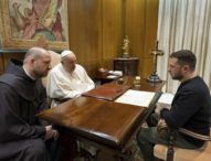Zelensky rifiuta la mediazione di Papa Francesco: vuole la guerra ad oltranza contro la Russia