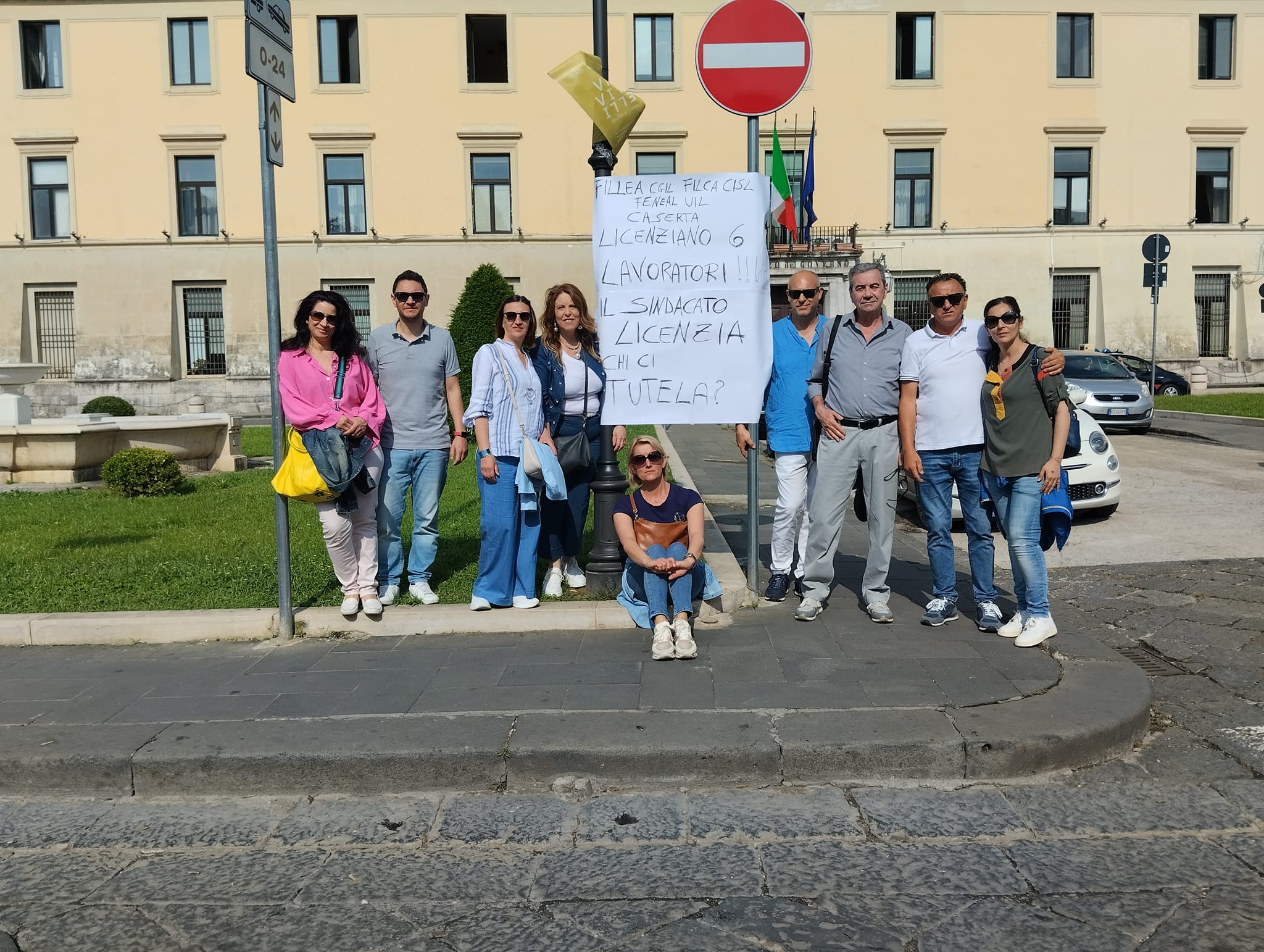 Caserta: chiude l’associazione dei sindacati, troppe assunzioni e sprechi