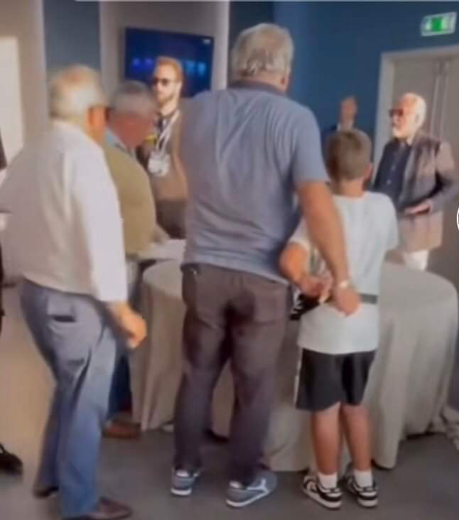 De Laurentiis bestemmia davanti a un bambino. Movimento genitori: “comportamento vergognoso e ingiustificabile”