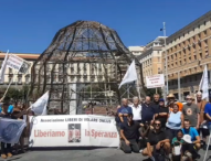 Napoli, Venere degli stracci: ‘no al carcere’ per il senza tetto. Presidio di lotta a piazza Municipio