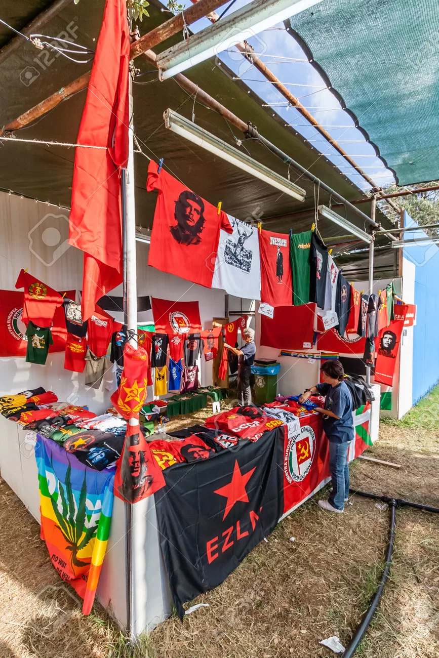 La Festa di Contropiano a Giugliano in Campania