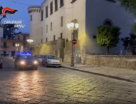 Caivano, blitz dei carabinieri: 9 fermi. Coinvolti anche tre esponenti di Italia Viva: “partecipavano alle estorsioni del clan”