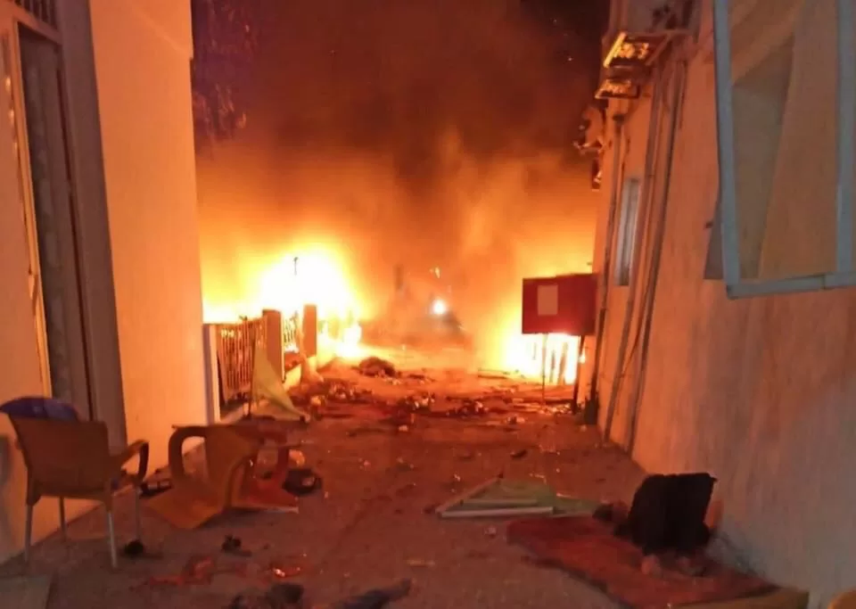 Gaza, bombardato un ospedale: centinaia di morti. Esplode la rabbia contro Israele e gli Stati Uniti
