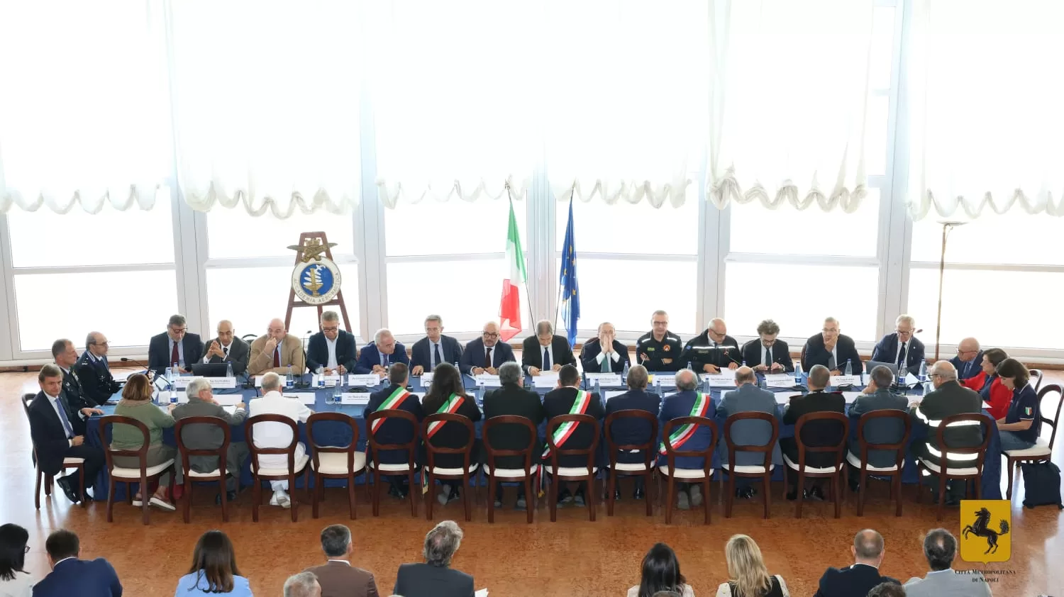 Campi Flegrei, pronto il piano entro 60 giorni. Musumeci: “niente panico”