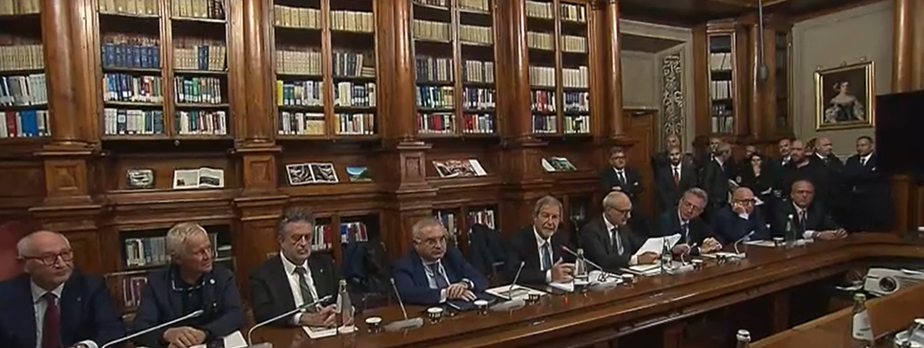 Napoli, Campi Flegrei: nessun cambiamento. Resta stato di allerta giallo. Basta allarmismi ingiustificati