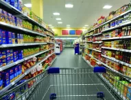 Napoli, sfruttamento e precarietà:        i lavoratori dei supermercati trattati come nuovi schiavi