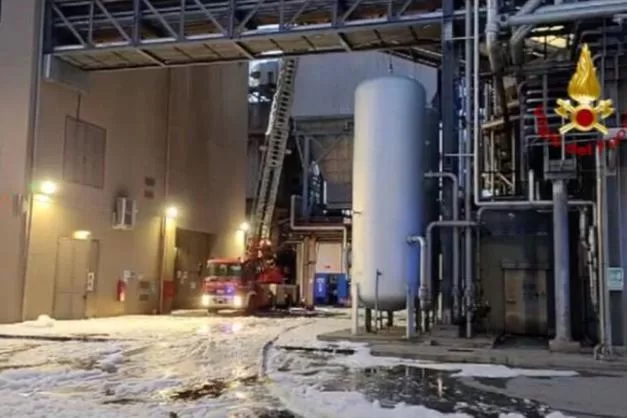 Riccione, esplode un inceneritore di rifiuti: feriti 3 operai