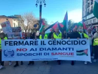 Vicenza, in 5 mila contestano la Fiera dell’Oro: “fermare il genocidio dei palestinesi. No ai diamanti israeliani sporchi di sangue”