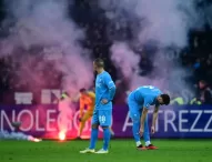 Calcio: la crisi del Napoli, a Torino si scatena la contestazione dei tifosi