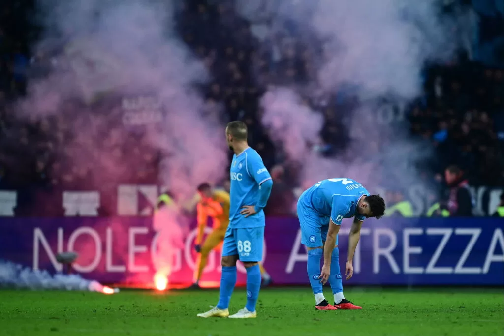 Calcio: la crisi del Napoli, a Torino si scatena la contestazione dei tifosi