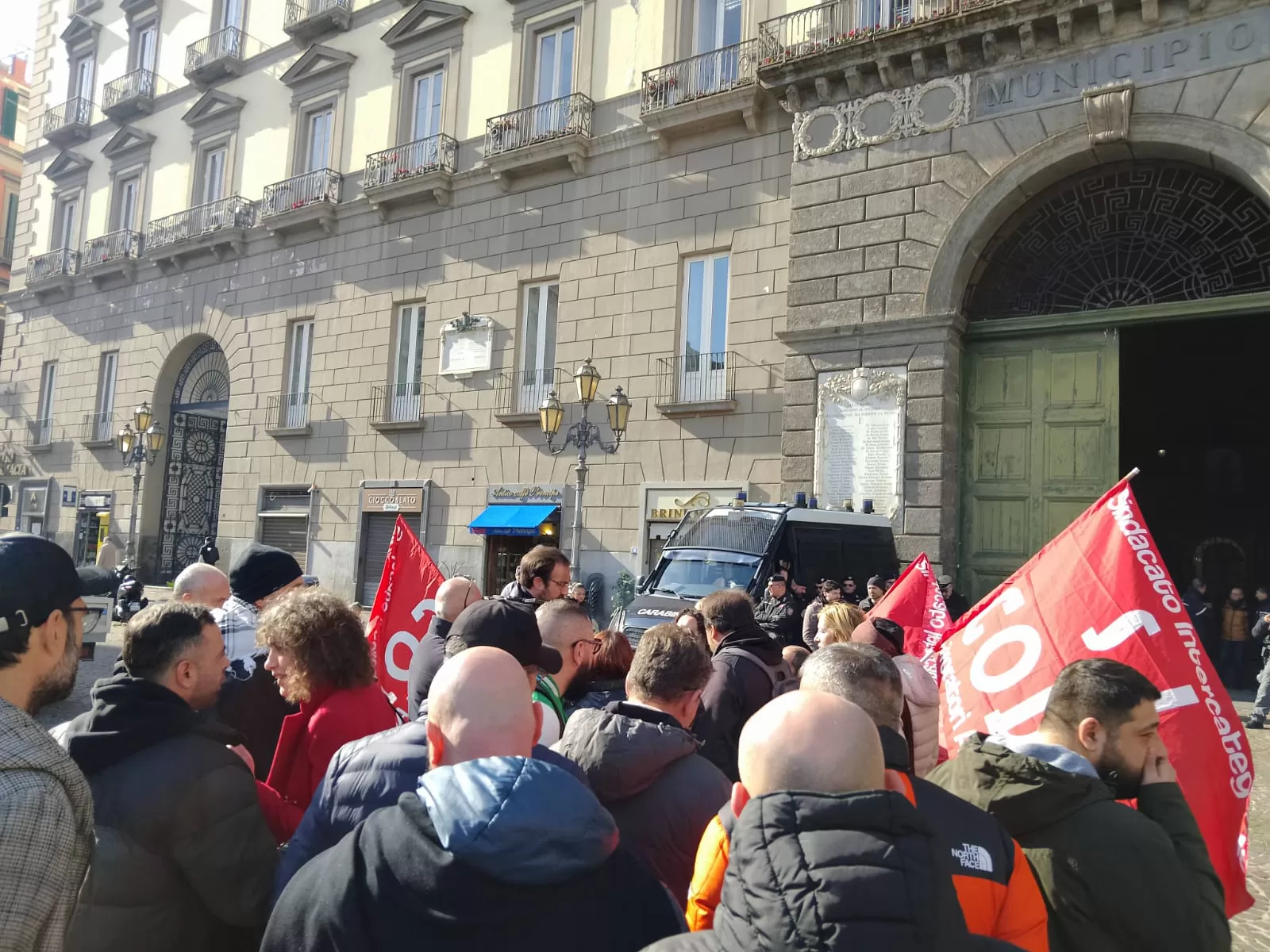 Napoli, lavoratori delle Terme di Agnano e Si Cobas incontrano gli assessori comunali: “Basta promesse. Pagate gli stipendi e tutelate l’occupazione”