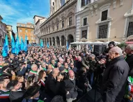 Campania, De Luca smaschera l’accordo consociativo Schlein-Meloni e si candida a guidare un movimento di opposizione trasversale