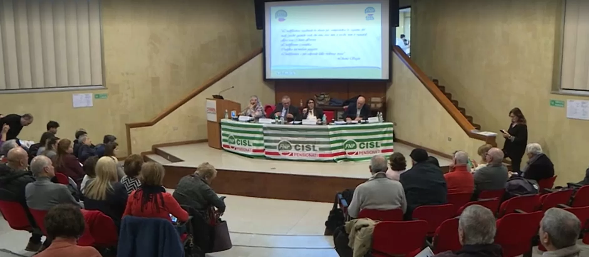 Campania, ricerca della Cisl: 250 mila anziani hanno denunciato violenze