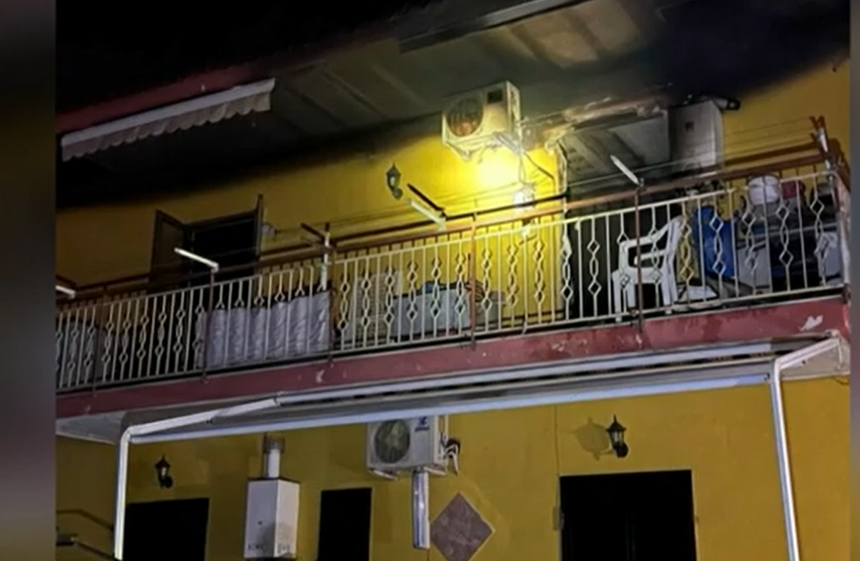 Torre del Greco, esplosione nella notte: muoiono due  anziani