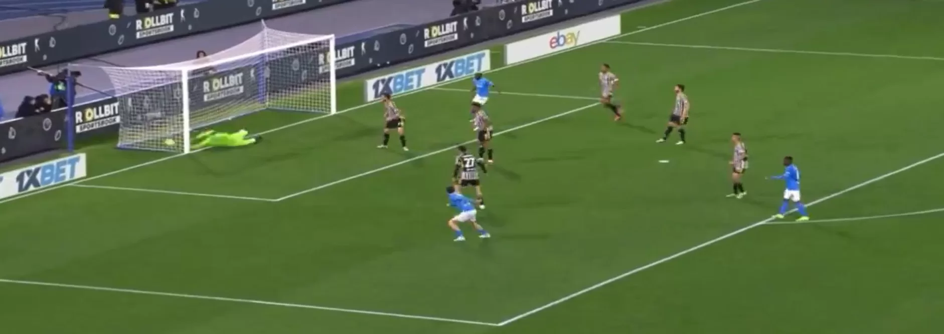 Il Napoli batte la Juventus 2-1 allo stadio Maradona: decisivo il gol di Raspadori all’88’