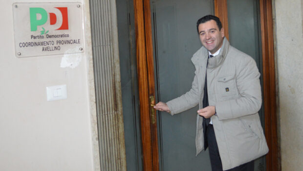 Avellino, carabinieri e finanzieri arrestano l’ex sindaco Gianluca Festa