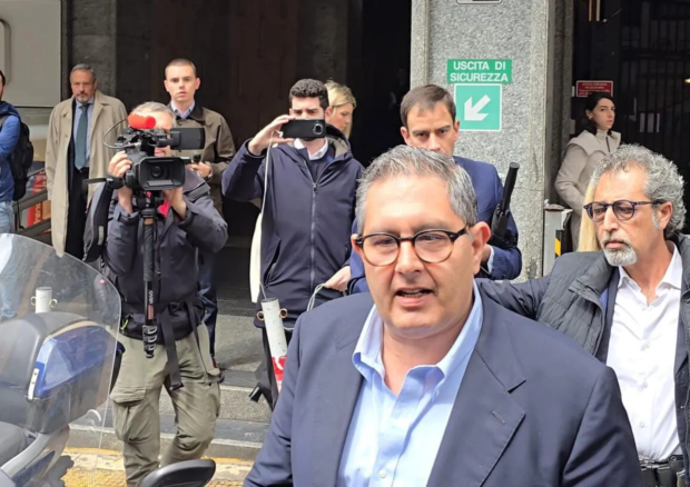 Mazzette ed escort a Montecarlo: arrestati il governatore ligure Toti, l’imprenditore Spinelli e l’Ad di Iren Signorini