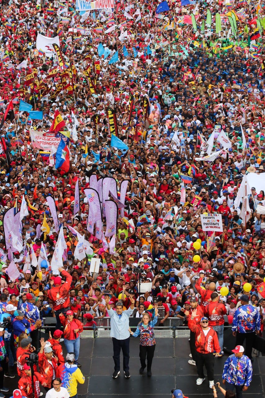 Venezuela, vince il governo socialista. Nicolas Maduro: “hasta la victoria siempre. Il fascismo non passerà. Voi siete il popolo della pace”