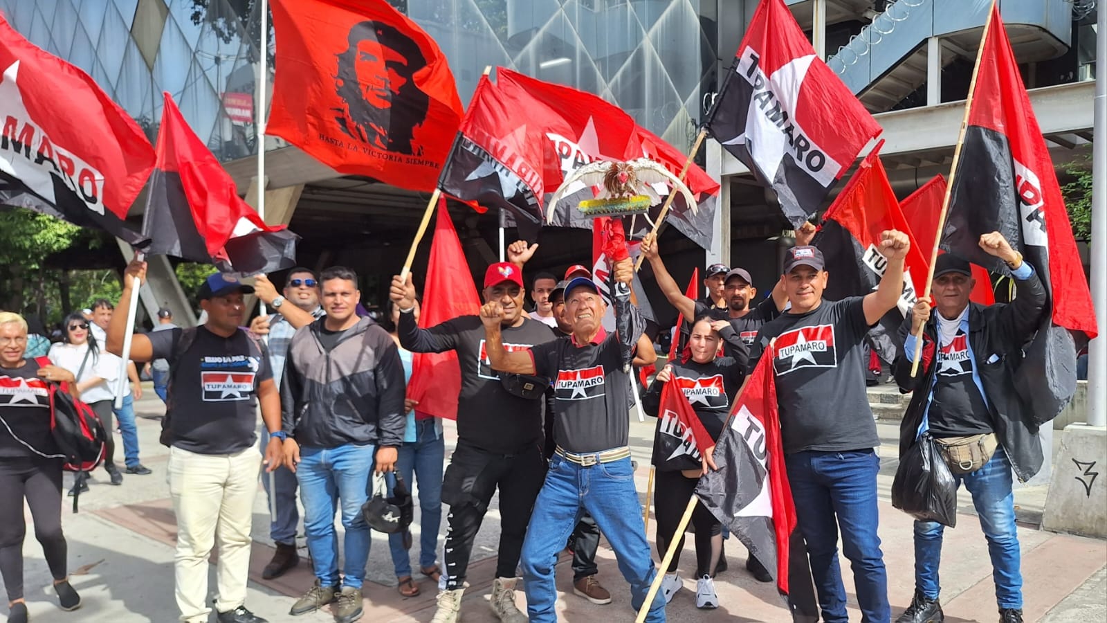Venezuela, vince il governo socialista. Nicolas Maduro: “hasta la victoria siempre. Il fascismo non passerà. Voi siete il popolo della pace”