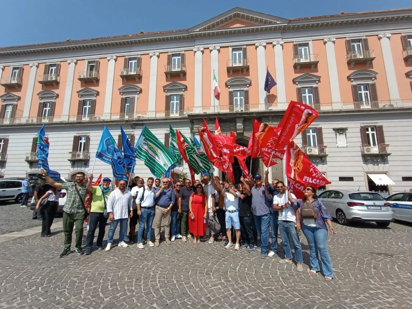 Napoli, in piazza 58 lavoratori Vigilanza Privata Ospedali Cotugno e Monaldi: intesa in Prefettura