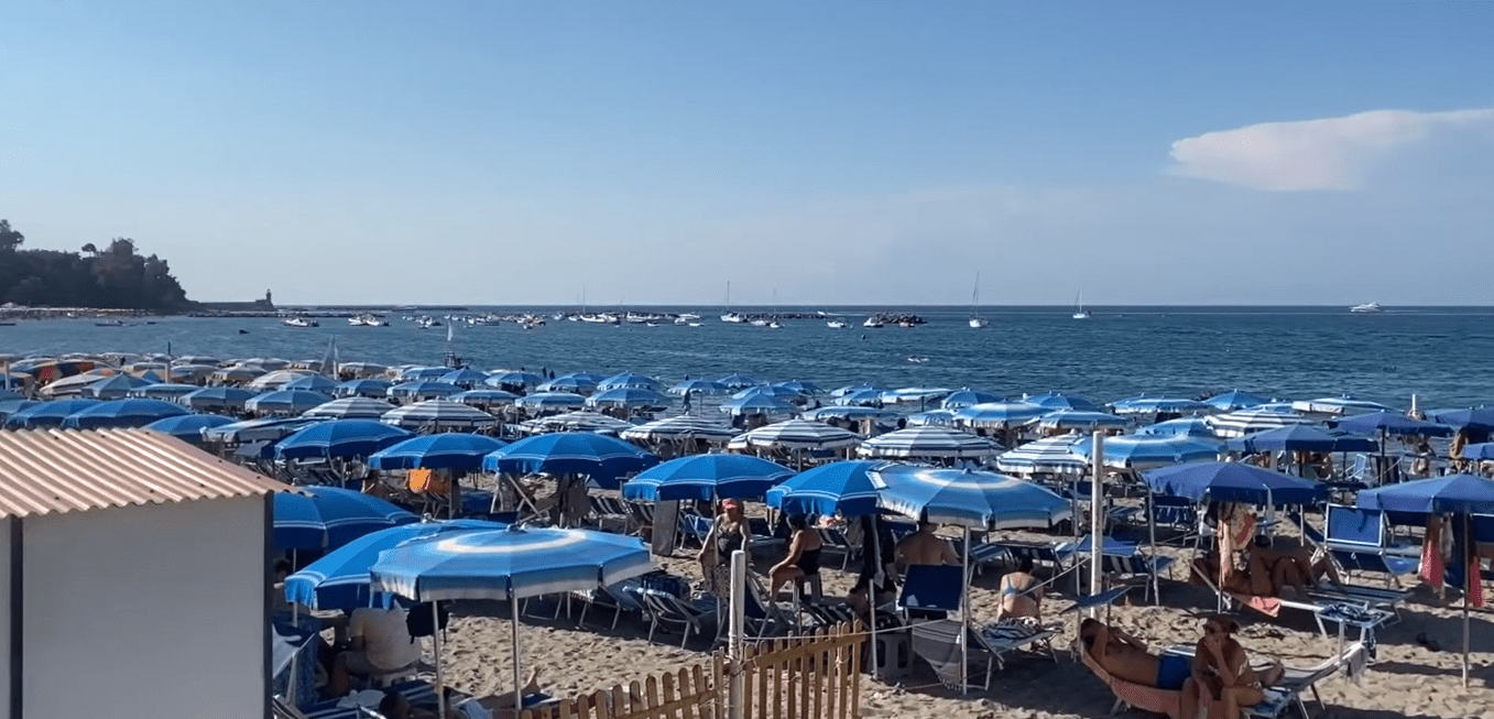 Fallisce la serrata dei padroni degli stabilimenti balneari