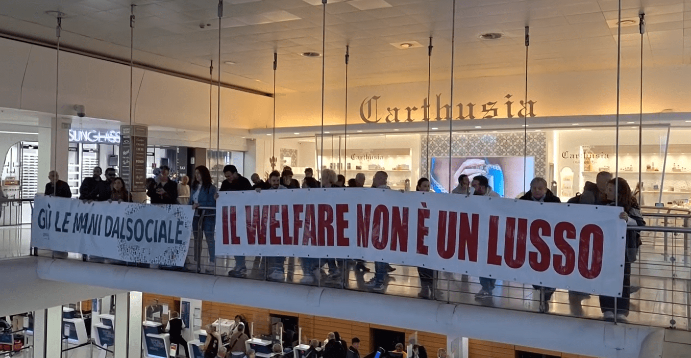 Napoli, presidio di lotta degli operatori sociali Gesco all’aeroporto Capodichino