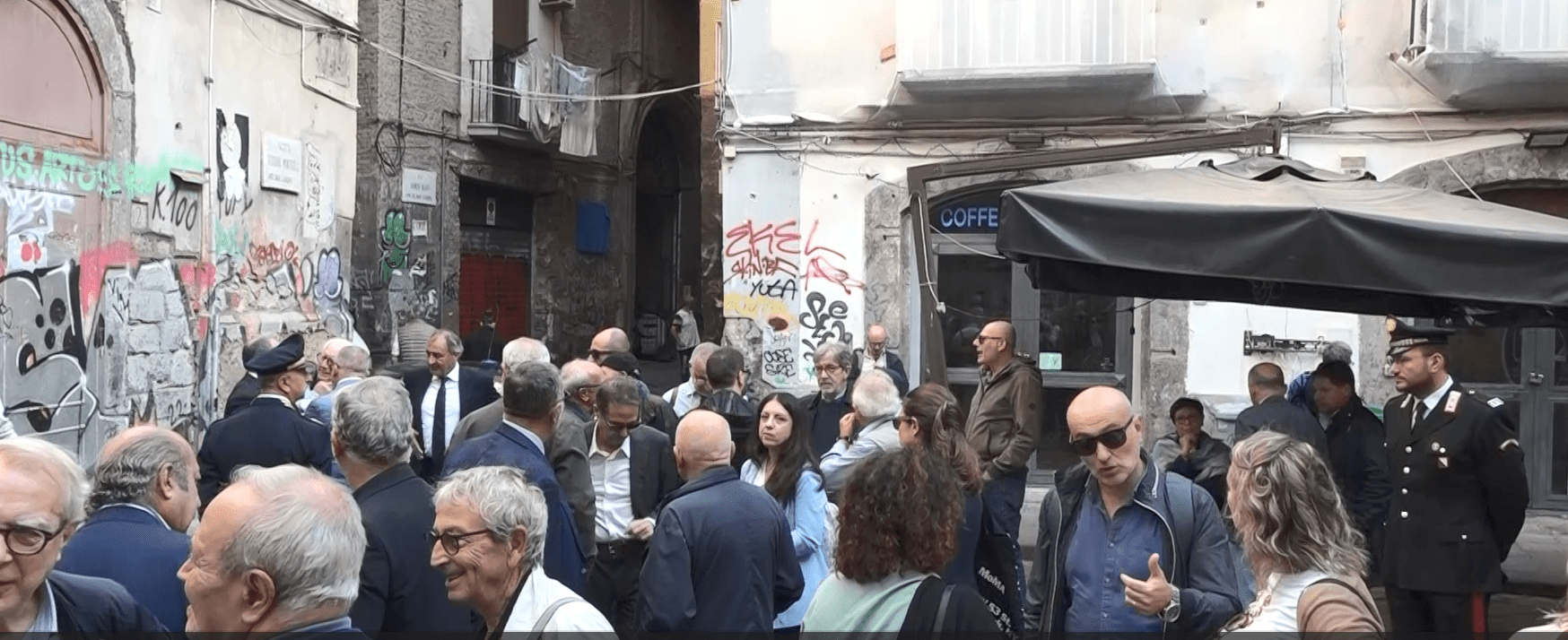 Napoli, Via Banchi Nuovi: svelata la targa dove ebbe sede prima Camera del Lavoro