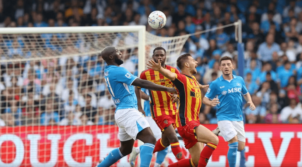 Il Napoli batte il Lecce: decisivo un gol di Di Lorenzo