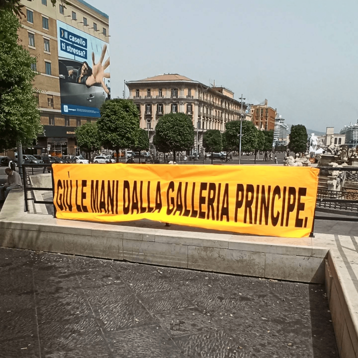 Napoli, Galleria Principe: continua la lotta contro l’incuria e la privatizzazione