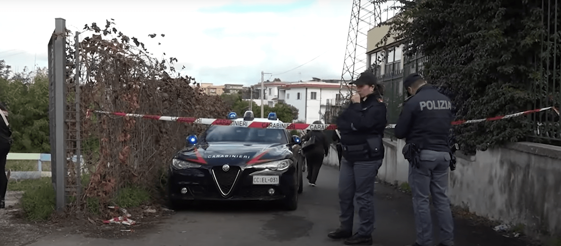 Ercolano, la sorella delle gemelle: “Non era il primo giorno di lavoro. Tutte bugie. Quell’uomo ci ha rovinato la vita”