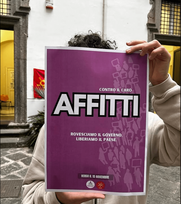 Napoli, Udu e Cgil contro la turistificazione e il caro affitti: “il centro antico trasformato in Disneyland per turisti”