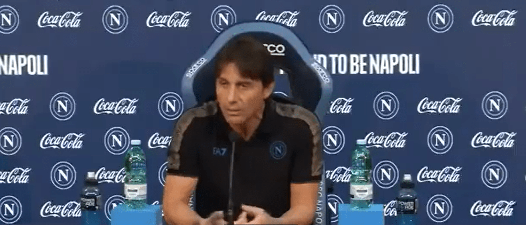 Calcio, Conte: “Kvaratskhelia vuole andare via, sono amareggiato e deluso. Ora basta. Il Napoli non è un club di passaggio”