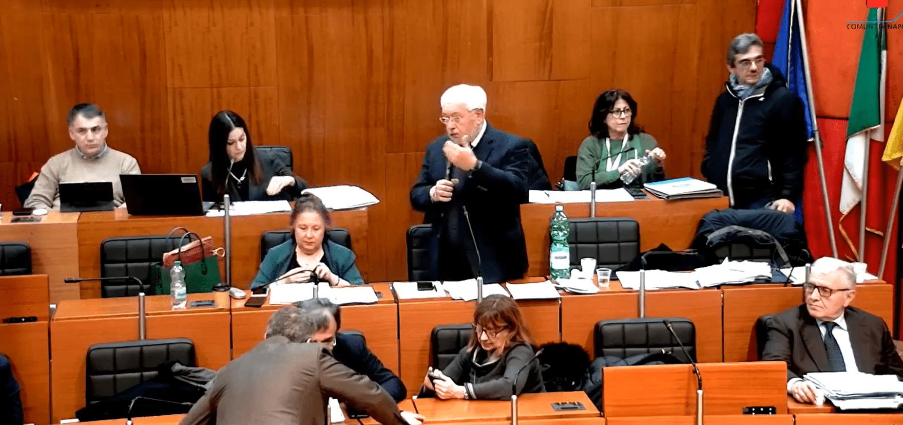 Napoli, solita maratona notturna del consiglio comunale per approvare il bilancio di previsione