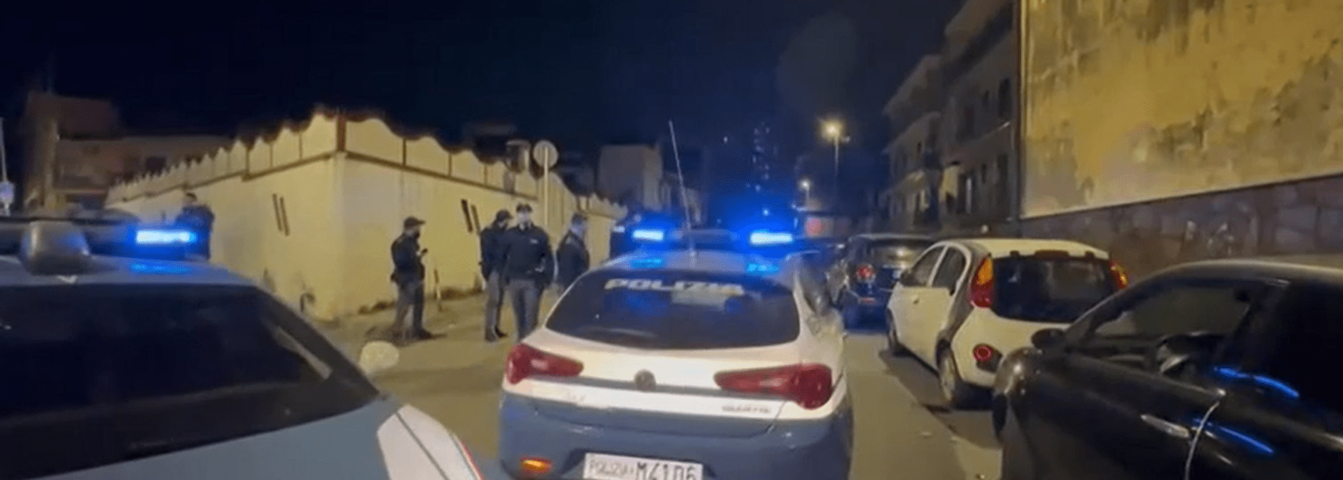 Napoli, sparatoria nel quartiere di Miano: uccisi due pregiudicati