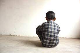 Una scuola di Marano(Napoli) nella bufera: negato il diritto allo studio a un bambino autistico