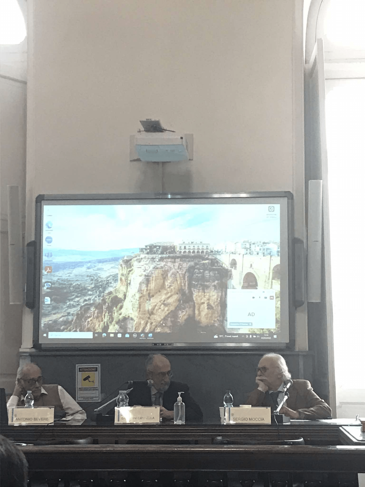 Lo sfruttamento del lavoro e le risposte istituzionali: un incontro all’Università Federico II di Napoli