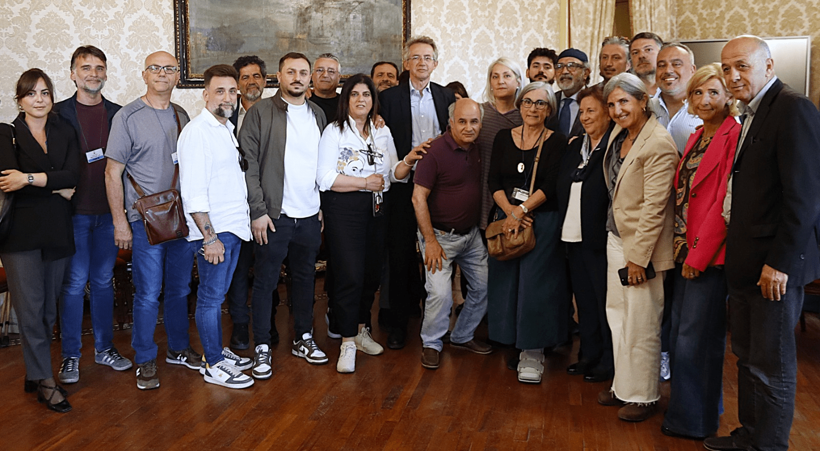 Napoli, il sindaco Manfredi corre ai ripari: incontra Nives Monda solo dopo la protesta di piazza