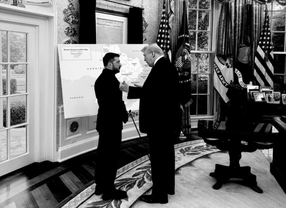 Trump detta la linea sull’Ucraina: Zelensky ridimensionato a Washington