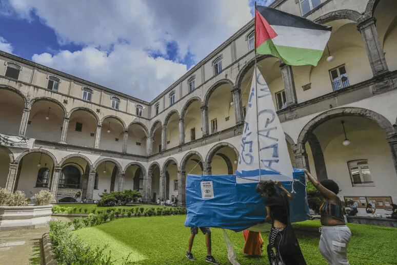 Napoli, studenti della Federico II realizzano una barca per Gaza
