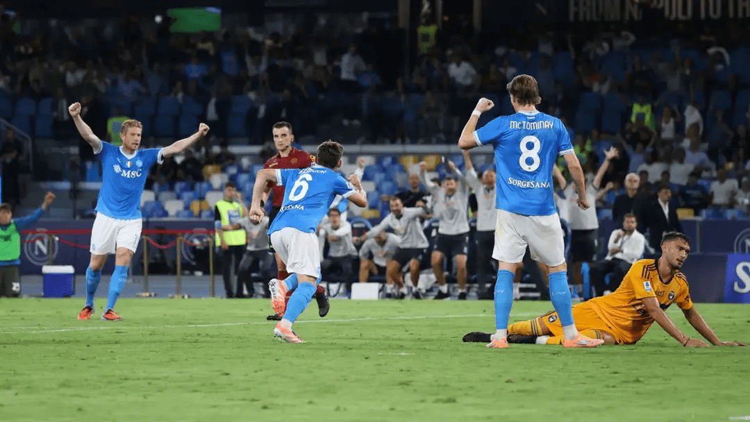 Serie A: Il Napoli piega il Pisa 3-2 e resta in vetta a punteggio pieno, ma quanta fatica al Maradona