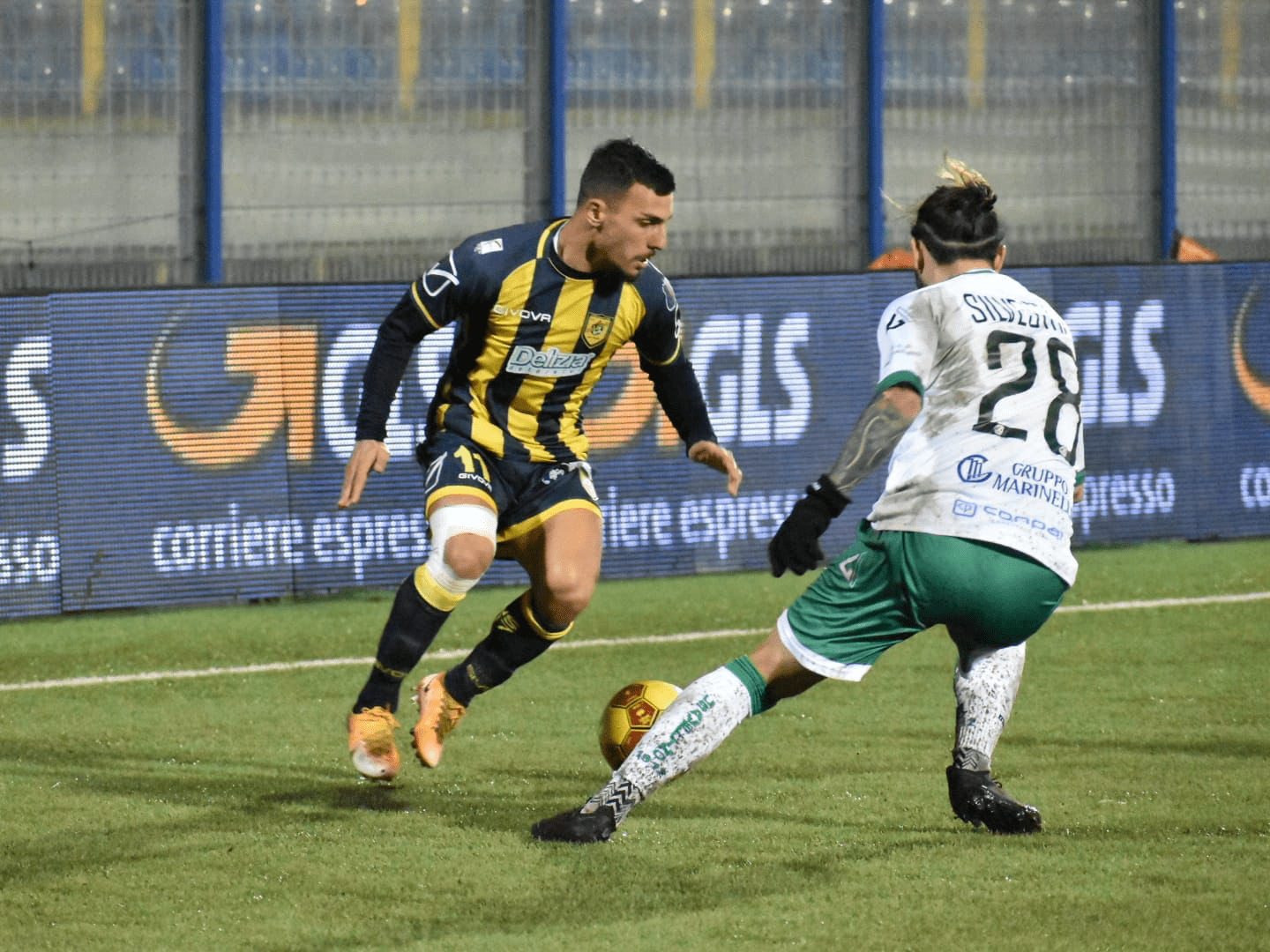 Juve Stabia-Avellino 2-0: Mosti e Bellich firmano il successo al Menti