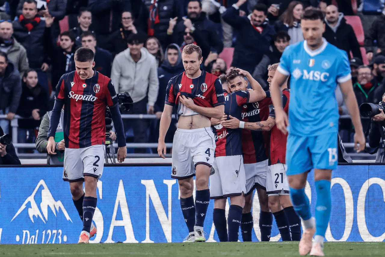 Napoli in crisi: terza gara senza gol, Conte furioso dopo il ko di Bologna