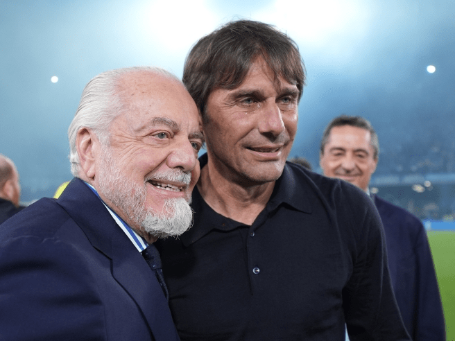 Napoli, De Laurentiis smentisce l’addio di Conte